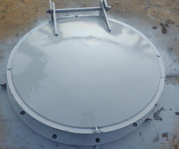 ��������T